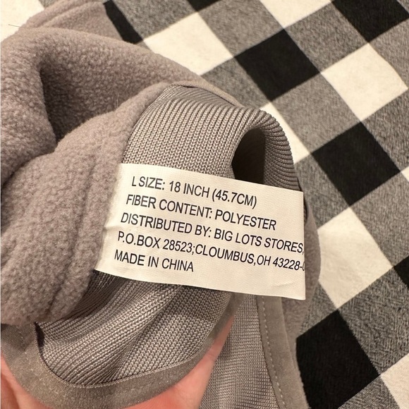 Dog jacket - Picture 3 of 3